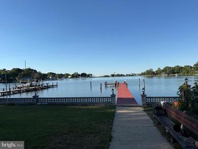 Welcome to this impressive 4,300-square-foot waterfront - photo 34
