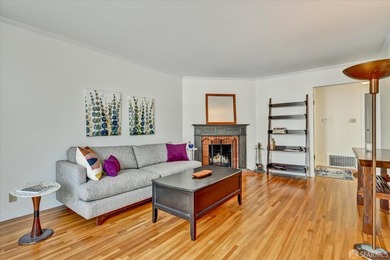 Move-in ready VACANT duplex in the highly desirable Central - photo 34