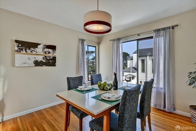 Move-in ready VACANT duplex in the highly desirable Central - photo 37