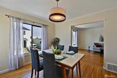 Move-in ready VACANT duplex in the highly desirable Central - photo 38