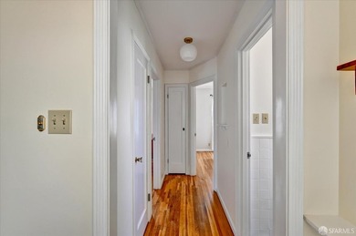 Move-in ready VACANT duplex in the highly desirable Central - photo 45