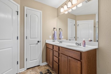 Welcome home to this charming and well-maintained 3 bedroom, 2 - photo 15