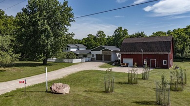 Experience peaceful country living in this beautifully updated - photo 26