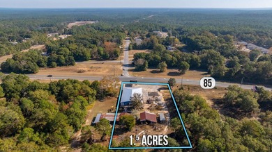 Great Investment Opportunity! This versatile commercial building - photo 4