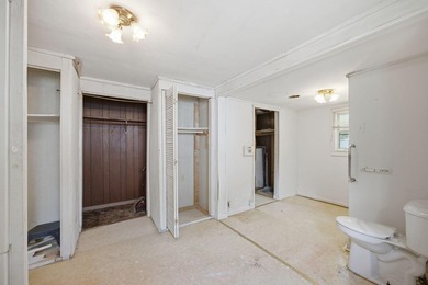 Large fenced in backyard, perfect for entertaining. Discover the - photo 15