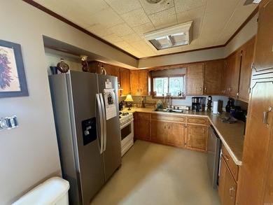 Welcome to peaceful country-style living! This 3-bedroom, 2-bath - photo 20