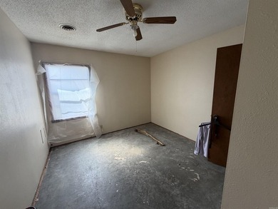 Welcome to peaceful country-style living! This 3-bedroom, 2-bath - photo 24
