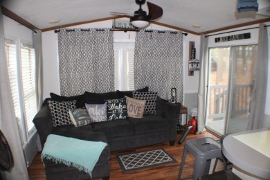 Adorable Valley of the Pines Getaway! - photo 4