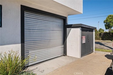 Located in the heart of Torrance, 18750 Crenshaw Blvd. offers a - photo 4