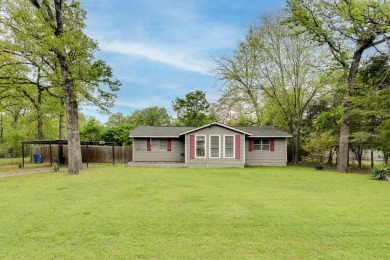 Lake Home For Sale in Tool, Texas