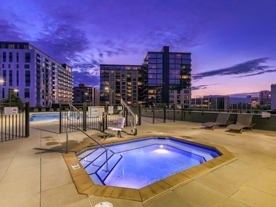 Great opportunity to own a 10th-floor, south-facing unit at - photo 19