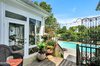 Welcome to this beautiful 4-bedroom, 2.5-bath brick home - photo 22