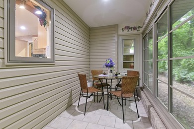 Lake Taneycomo home for sale. Welcome to 130 Misty Mountain in - photo 10