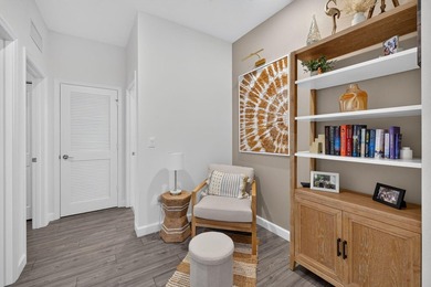 Better than new! This professionally upgraded, move-in-ready - photo 22