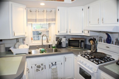 Adorable Valley of the Pines Getaway! - photo 8