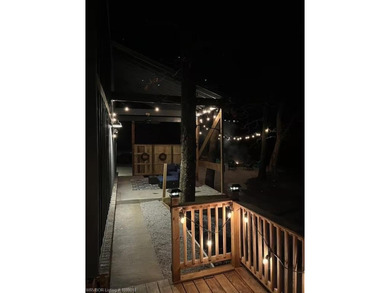 Whether you desire an absolutely charming lake house for - photo 26