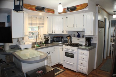 Adorable Valley of the Pines Getaway! - photo 7