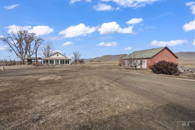 Farm, play, and live on 360 acres that border the Weiser River - photo 25