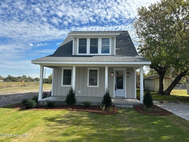 Newport River  Home For Sale in Morehead City North Carolina