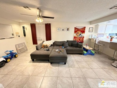 Rare opportunity to own a vacant triplex at 29395 Avenida La Paz - photo 7
