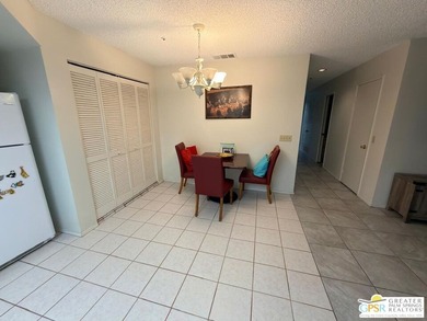 Rare opportunity to own a vacant triplex at 29395 Avenida La Paz - photo 9