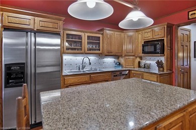 With more than 6,000 square feet under roof and over 56 acres of - photo 9