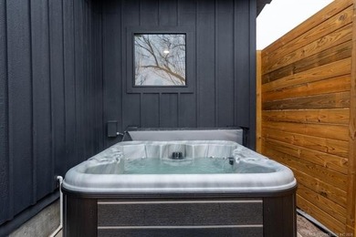 Welcome to Fire Water Escape, a contemporary 8-bedroom - photo 15