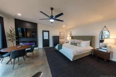 Welcome to Fire Water Escape, a contemporary 8-bedroom - photo 22