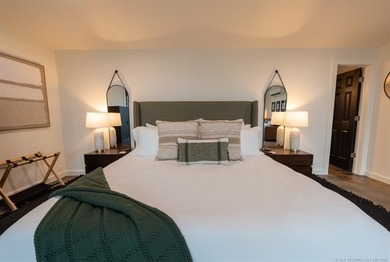 Welcome to Fire Water Escape, a contemporary 8-bedroom - photo 23