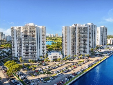 Stunning, fully renovated 2 bedroom - 2 bath residence at - photo 35