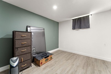 From the moment you pull up, this beautifully updated 3-bedroom - photo 17