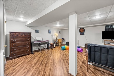 Welcome to this beautifully maintained townhome, which offers - photo 27