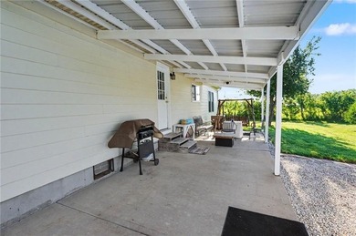 Escape to your own private countryside retreat with this 3 - photo 44