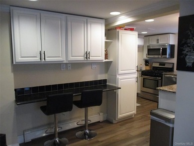 A stunning, fully renovated, move-in-ready raised Colonial on a - photo 7