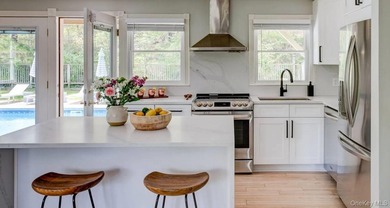 Discover an exceptional offering in the Hamptons-this - photo 9