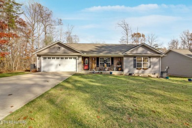 Lake Home For Sale in Crossville, Tennessee