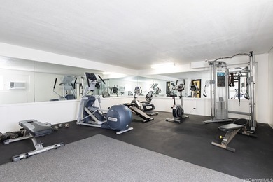 Extra larger unit with premier custom remodeled. 100% insured - photo 15