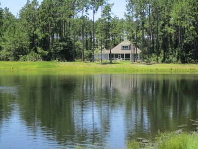 Beautiful lakefront lot on Cumberland Harbour Blvd. 103'x154' - photo 3
