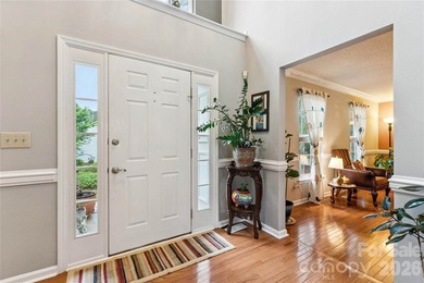 Charming and well maintained home on a beautiful corner lot in - photo 4