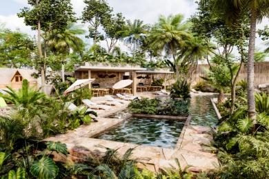Welcome to Villa Palo Santo, a prestigious 4-bedroom residence - photo 8