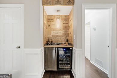 WELCOME HOME to this 4 bed, 3.5 bath golf-side brick-front - photo 11