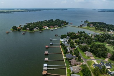 Lake Lot For Sale in Mabank, Texas