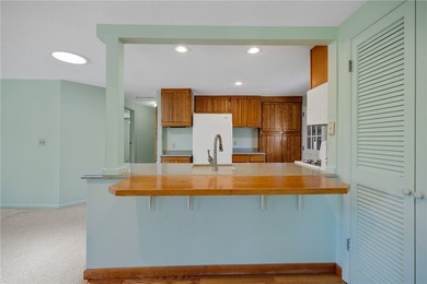 Easy one-floor living in the Village of Salina! This - photo 12