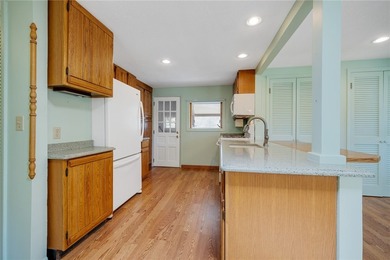 Easy one-floor living in the Village of Salina! This - photo 16