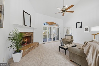 Experience year round vacation living in this gorgeous four - photo 21