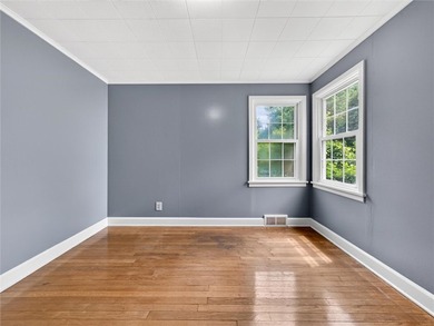 Welcome to 319 Windsor Rd in Greece! This charming Cape Cod - photo 7