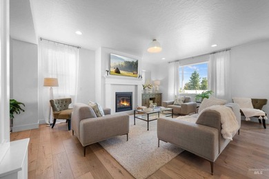 Welcome Home to this Carriage Hill Beauty! As you enter this - photo 8