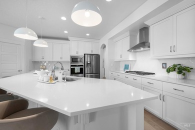 Welcome Home to this Carriage Hill Beauty! As you enter this - photo 9