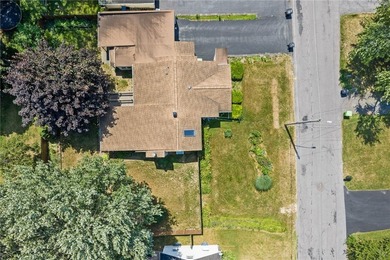 Easy one-floor living in the Village of Salina! This - photo 47