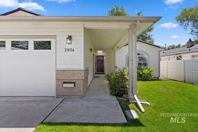 Rare opportunity to own a single-level townhome in Boise's - photo 3